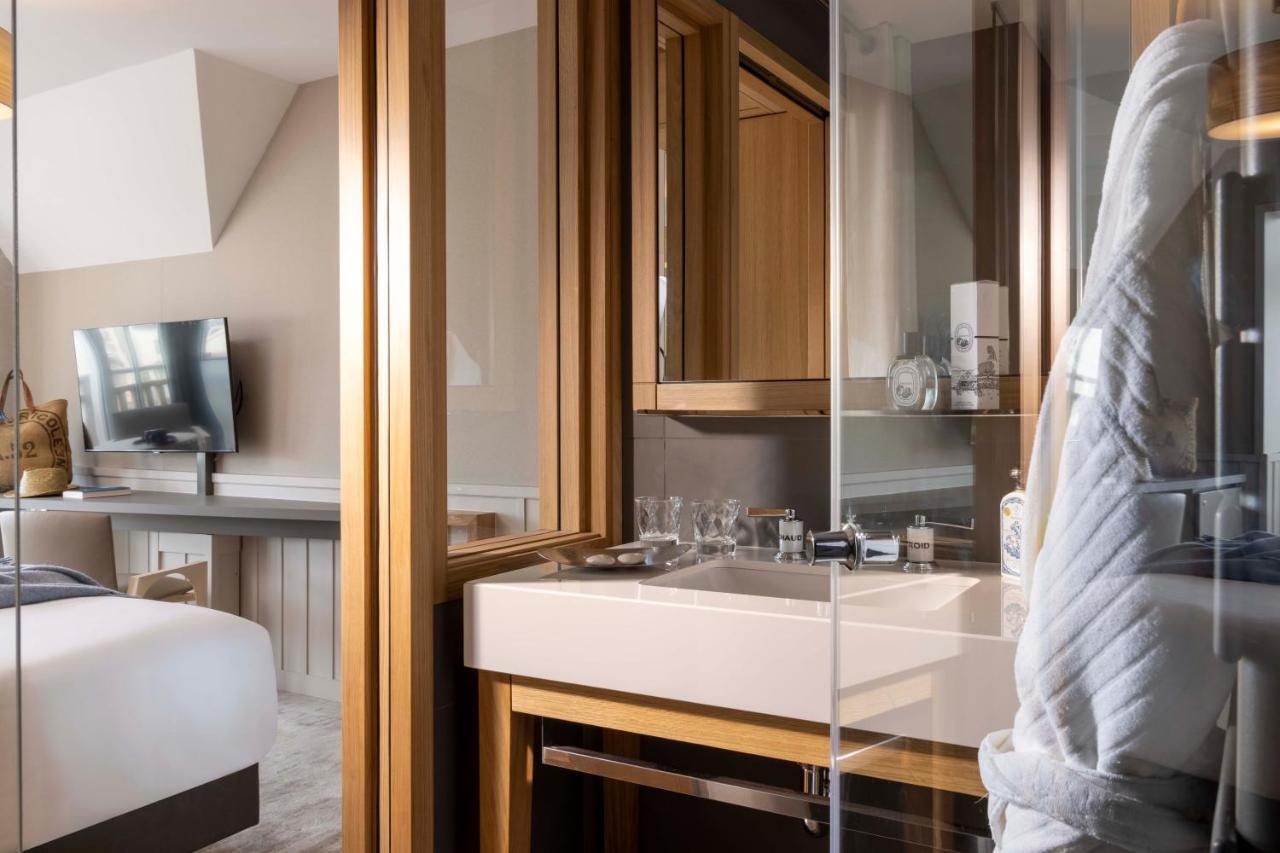 Hotel Les Vikings เลอครัวซิก ภายนอก รูปภาพ