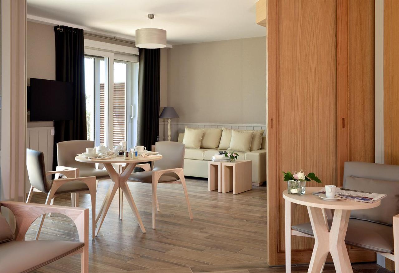 Hotel Les Vikings เลอครัวซิก ภายนอก รูปภาพ